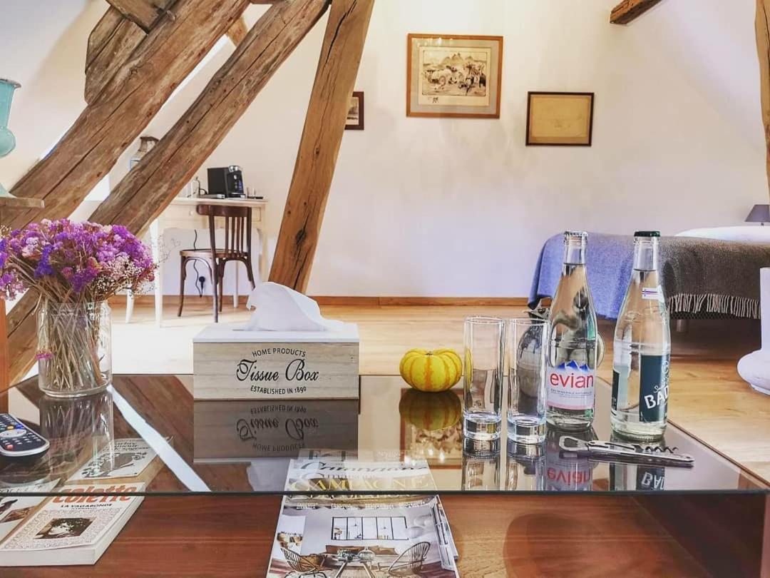 Le Moulin De Corneil Bed & Breakfast Mézilles Dış mekan fotoğraf